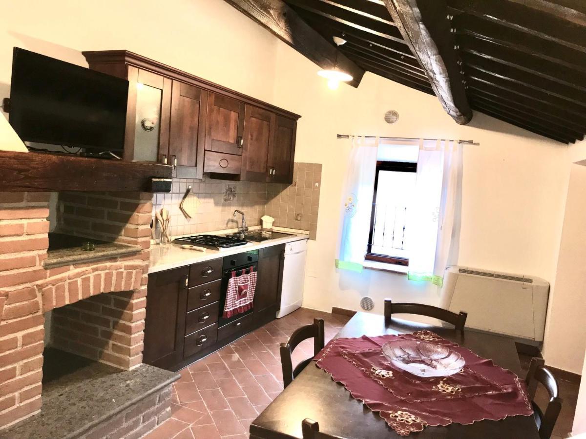 Agriturismo Podere Casano Радикофани Екстериор снимка