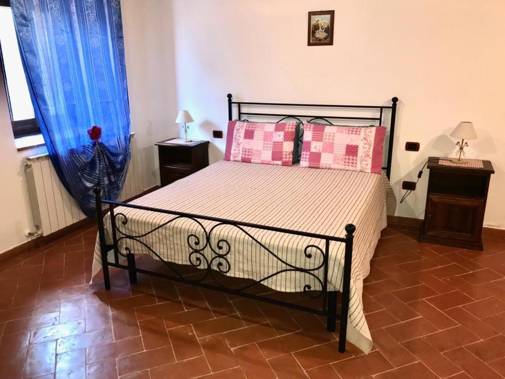 Agriturismo Podere Casano Радикофани Екстериор снимка