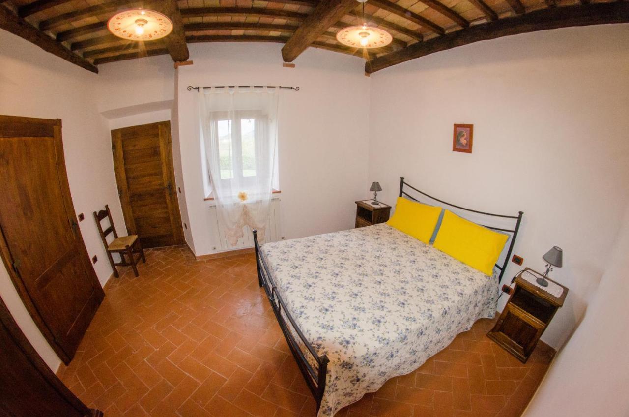 Agriturismo Podere Casano Радикофани Екстериор снимка